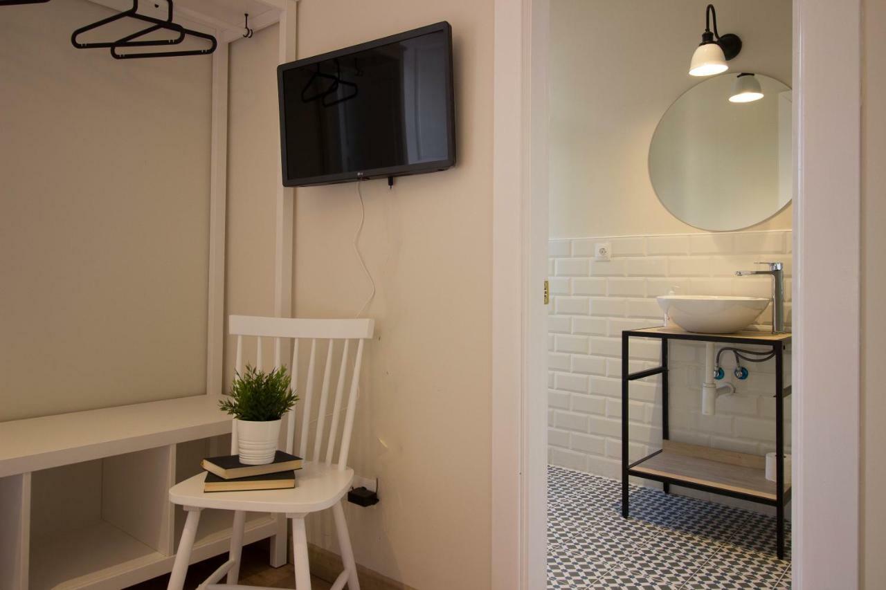 Hostal Lierganes Fluviarium Rooms Ngoại thất bức ảnh